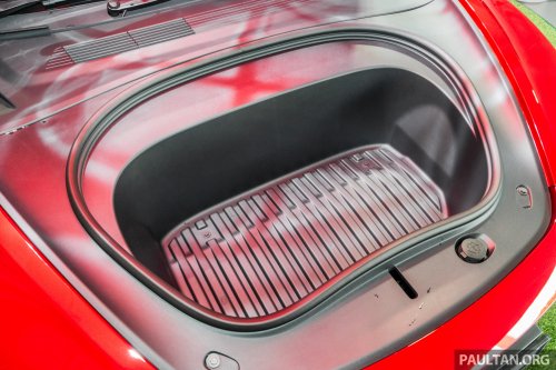 2026 Tesla Model 3 Long Range RWD in Malaysia – 750 km WLTP, indicator stalk, black badges, RM185k