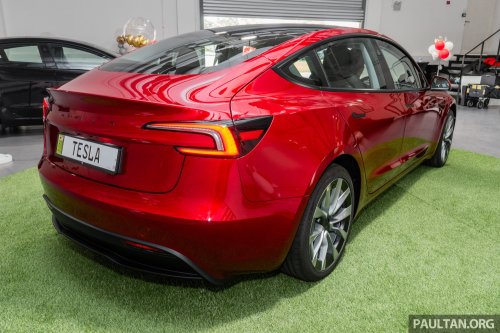2026 Tesla Model 3 Long Range RWD in Malaysia – 750 km WLTP, indicator stalk, black badges, RM185k