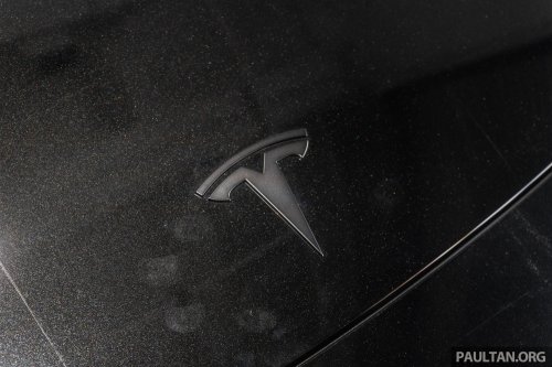2026 Tesla Model 3 Long Range RWD in Malaysia – 750 km WLTP, indicator stalk, black badges, RM185k