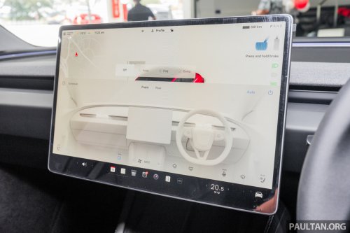 2026 Tesla Model 3 Long Range RWD in Malaysia – 750 km WLTP, indicator stalk, black badges, RM185k