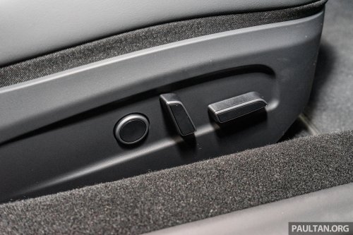 2026 Tesla Model 3 Long Range RWD in Malaysia – 750 km WLTP, indicator stalk, black badges, RM185k