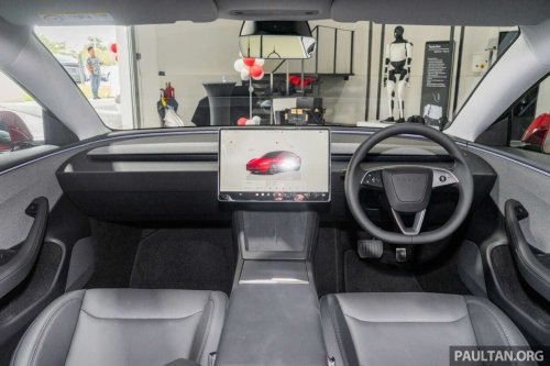2026 Tesla Model 3 Long Range RWD in Malaysia – 750 km WLTP, indicator stalk, black badges, RM185k