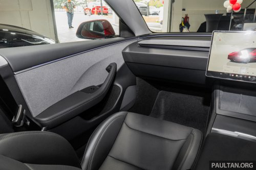 2026 Tesla Model 3 Long Range RWD in Malaysia – 750 km WLTP, indicator stalk, black badges, RM185k