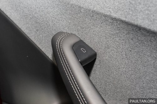 2026 Tesla Model 3 Long Range RWD in Malaysia – 750 km WLTP, indicator stalk, black badges, RM185k