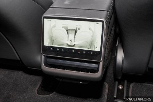 2026 Tesla Model 3 Long Range RWD in Malaysia – 750 km WLTP, indicator stalk, black badges, RM185k