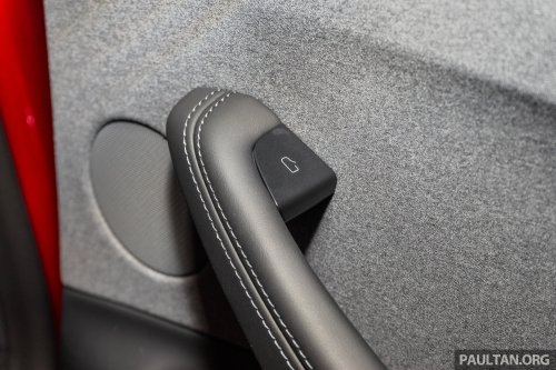 2026 Tesla Model 3 Long Range RWD in Malaysia – 750 km WLTP, indicator stalk, black badges, RM185k