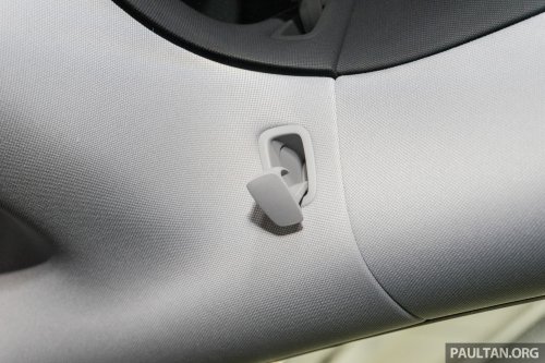 2026 Tesla Model 3 Long Range RWD in Malaysia – 750 km WLTP, indicator stalk, black badges, RM185k