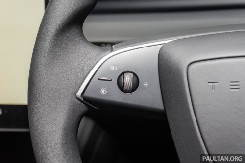 2026 Tesla Model 3 Long Range RWD in Malaysia – 750 km WLTP, indicator stalk, black badges, RM185k