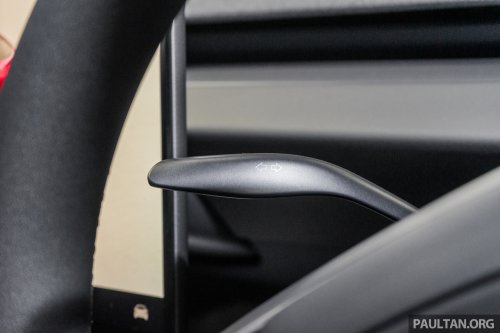 2026 Tesla Model 3 Long Range RWD in Malaysia – 750 km WLTP, indicator stalk, black badges, RM185k