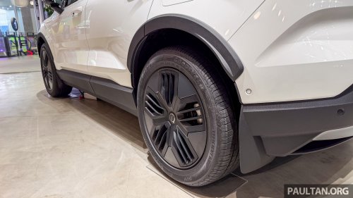 Volvo EX30 Cross Country – off-road styled electric crossover coming to Malaysia in early 2026