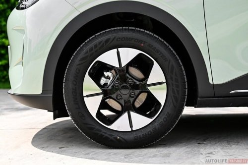 Geely EX2 priced at RM56k-66k in Indonesia – cheaper than Malaysia’s Proton eMas 5, bigger battery standard