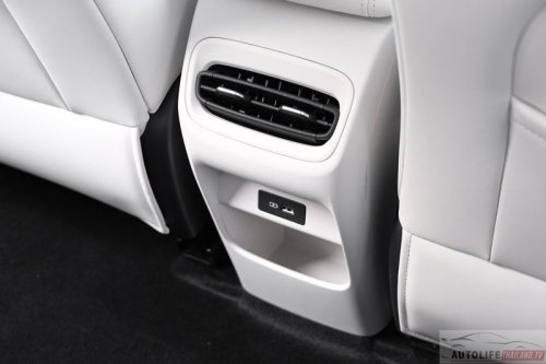 Geely EX2 priced at RM56k-66k in Indonesia – cheaper than Malaysia’s Proton eMas 5, bigger battery standard