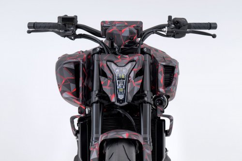 Honda shows V3R prototype at EICMA, 900 cc, V-three