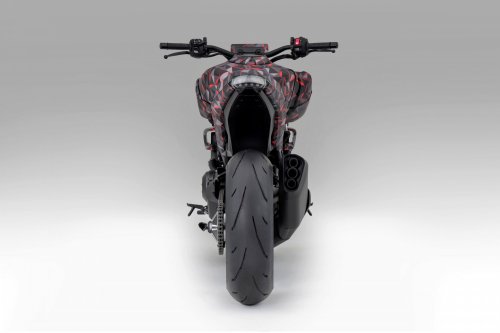 Honda shows V3R prototype at EICMA, 900 cc, V-three