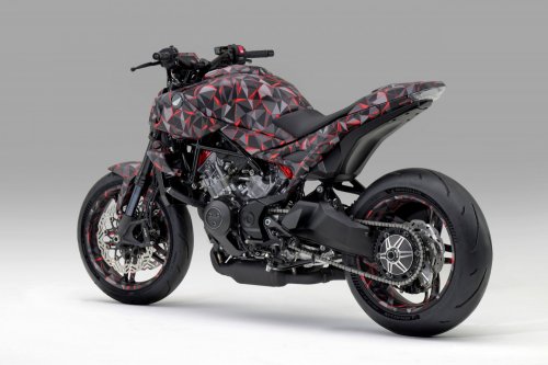 Honda shows V3R prototype at EICMA, 900 cc, V-three