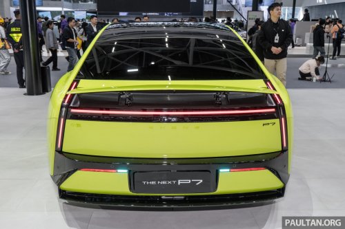 2025 Xpeng P7 in Guangzhou – scissor doors available; up to 594 PS/695 Nm, up to 820 km CLTC
