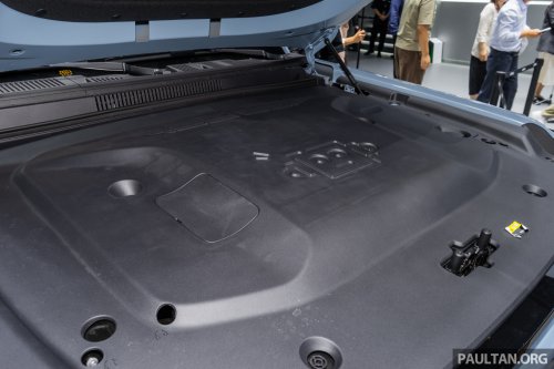 iCaur V27 debuts in Guangzhou – 5-seat D-segment REEV SUV with Land Cruiser styling, 200 km EV range