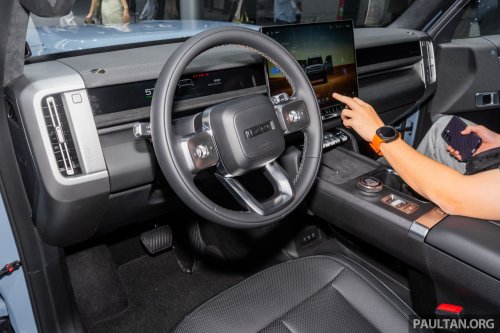 iCaur V27 debuts in Guangzhou – 5-seat D-segment REEV SUV with Land Cruiser styling, 200 km EV range