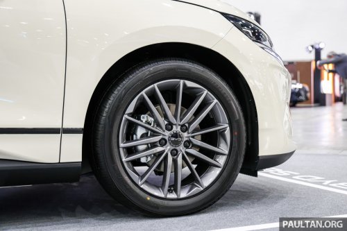 BYD Seal 6 EV in Ivory Gold at ACE 2025 – Premium only, same price at RM116,500; limited to 100 units