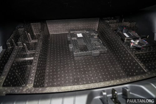 Forthing Friday EV, REEV to launch in Malaysia for RM130k? Dongfeng sub-brand to bring V9 MPV in 2026