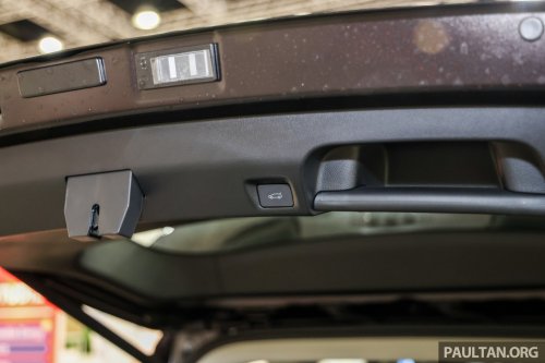 Forthing Friday EV, REEV to launch in Malaysia for RM130k? Dongfeng sub-brand to bring V9 MPV in 2026