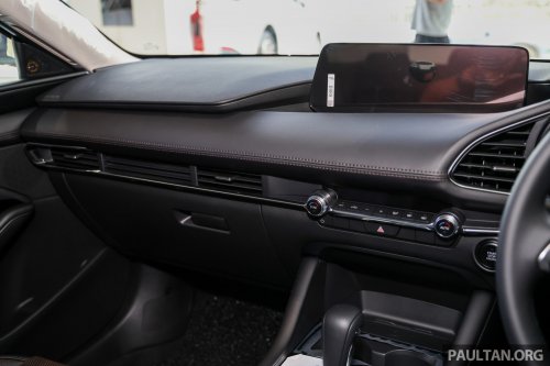 2025 Mazda 3 1.5L High Plus launched in Malaysia – similar kit to 2.0L High Plus but RM46k less; fr RM120k