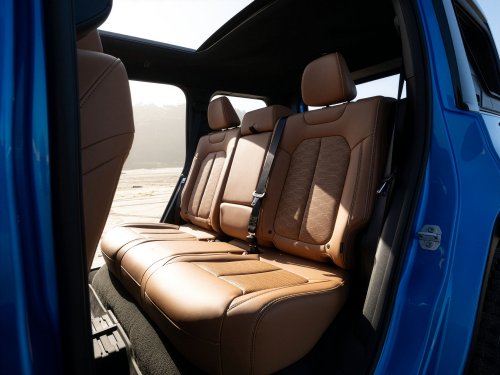 Jeep Recon EV debuts – 650 hp/840 Nm dual-motor off-roader, 100 kWh battery, 400 km estimated range