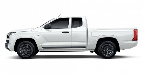 2026 Mitsubishi Triton Street launched in Thailand – Mega Cab with different face, 150 PS diesel; RM83k