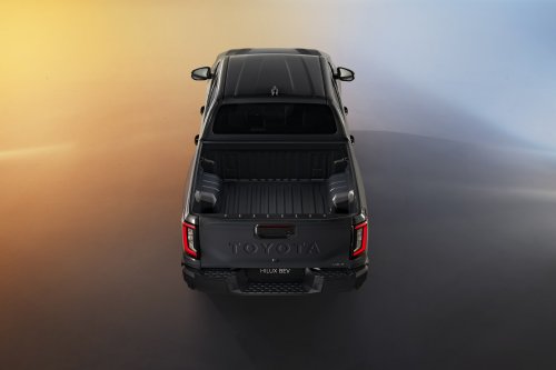 2026 Toyota Hilux Travo – heavy facelift, 2.8L diesel standard, EV with 240 km WLTP range, RM99k-RM192k