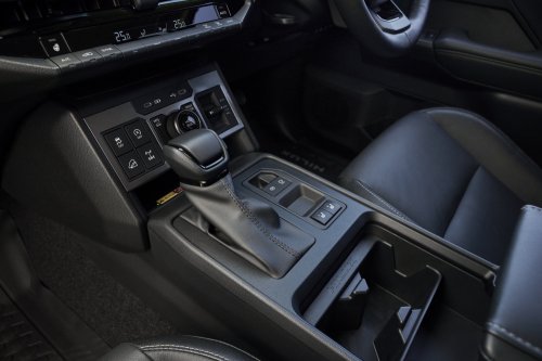 2026 Toyota Hilux Travo – heavy facelift, 2.8L diesel standard, EV with 240 km WLTP range, RM99k-RM192k