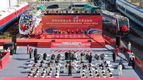 ECRL at 91.7% completion – Golden Train EMU, E-Loco have arrived; Jan 2027 launch, ‘1 more Syawal’