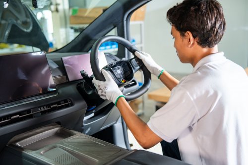 GWM Wey G9 rolls off CKD line – PHEV MPV open for booking, SWB, under RM300k, launch now early 2026