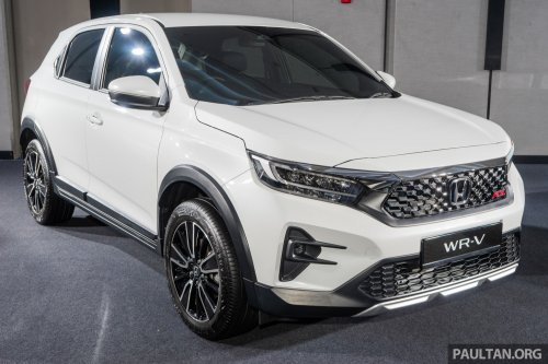 Honda Malaysia’s first two 25th Anniversary contest winners receive City Hatchback RS and WR-V RS
