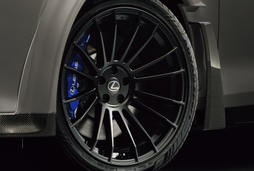 Lexus RZ600e F Sport Performance – based on 550e F Sport but with 426 PS; 20 mm lower, 20-inch brakes