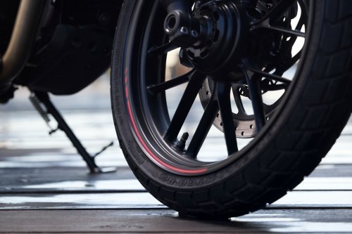 2026 Triumph Tracker 400 and Thruxton 400 released