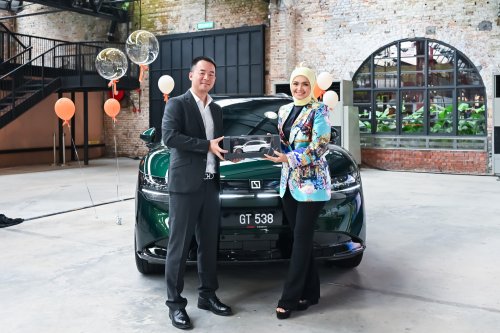 Zeekr Malaysia achieves 2,000 units milestone – Siti Nurhaliza’s 7X in Forest Green is the landmark car