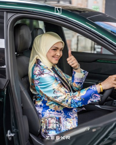 Zeekr Malaysia achieves 2,000 units milestone – Siti Nurhaliza’s 7X in Forest Green is the landmark car