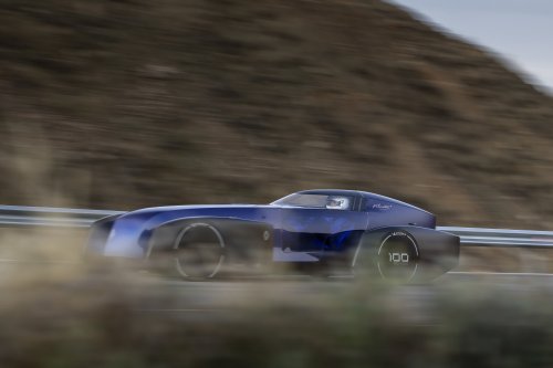 Renault Filante Record EV concept drives 1,008 km on single charge of 87 kWh battery, averaging 108 km/h