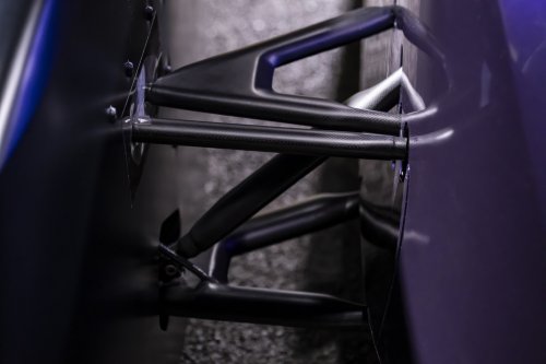 Renault Filante Record EV concept drives 1,008 km on single charge of 87 kWh battery, averaging 108 km/h