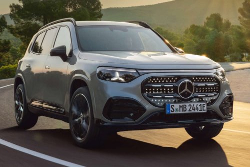 2026 Mercedes-Benz GLB – 7-seat EV SUV, up to 631 km, 320 kW DC charging, 400V optional, hybrid later