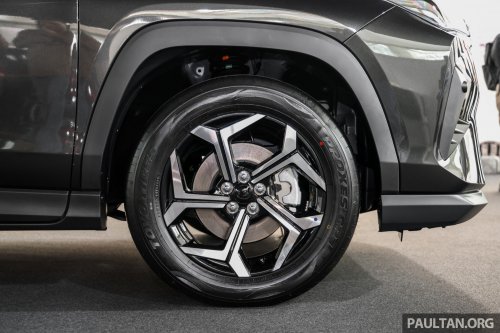 2026 Perodua Traz launched in Malaysia – Toyota Yaris Cross B-SUV twin, 1.5L NA CVT, X/H variants, fr RM76k