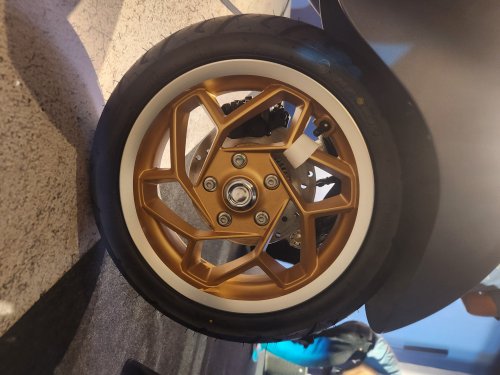 2026 Vespa Officina 8 GTV 300 and Sprint 150 launched in Malaysia – priced at RM37.9k and RM22k