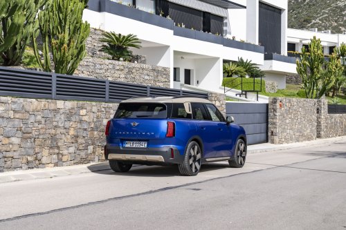 MINI Countryman EV now with up to 500 km WLTP range – new silicon carbide inverter, 65.2 kWh net