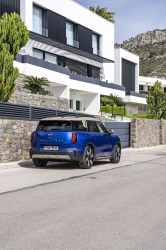 MINI Countryman EV now with up to 500 km WLTP range – new silicon carbide inverter, 65.2 kWh net