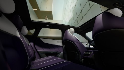 Mazda CX-6e – global EZ-60 is EV-only with 190 PS, 484 km WLTP range, 195 kW DC fast charging