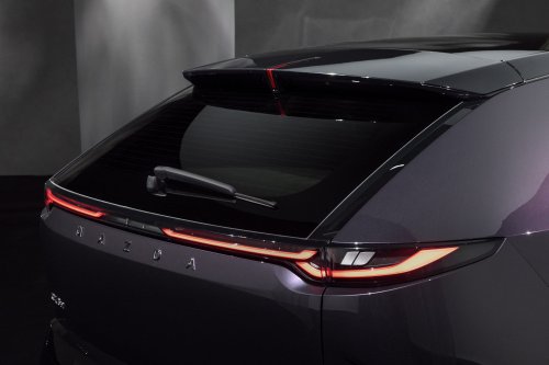 Mazda CX-6e – global EZ-60 is EV-only with 190 PS, 484 km WLTP range, 195 kW DC fast charging