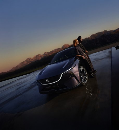 Mazda CX-6e – global EZ-60 is EV-only with 190 PS, 484 km WLTP range, 195 kW DC fast charging
