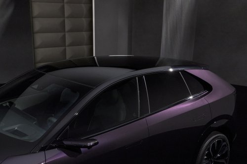 Mazda CX-6e – global EZ-60 is EV-only with 190 PS, 484 km WLTP range, 195 kW DC fast charging