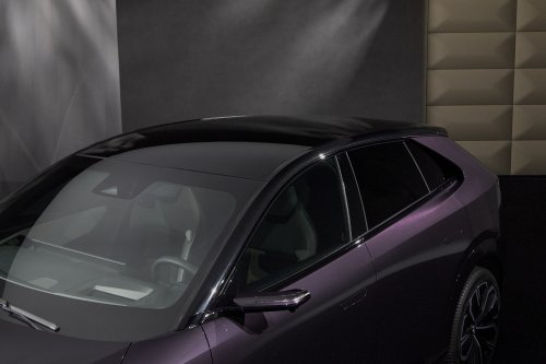 Mazda CX-6e – global EZ-60 is EV-only with 190 PS, 484 km WLTP range, 195 kW DC fast charging