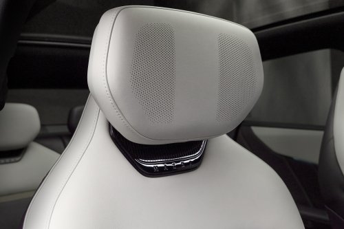 Mazda CX-6e – global EZ-60 is EV-only with 190 PS, 484 km WLTP range, 195 kW DC fast charging